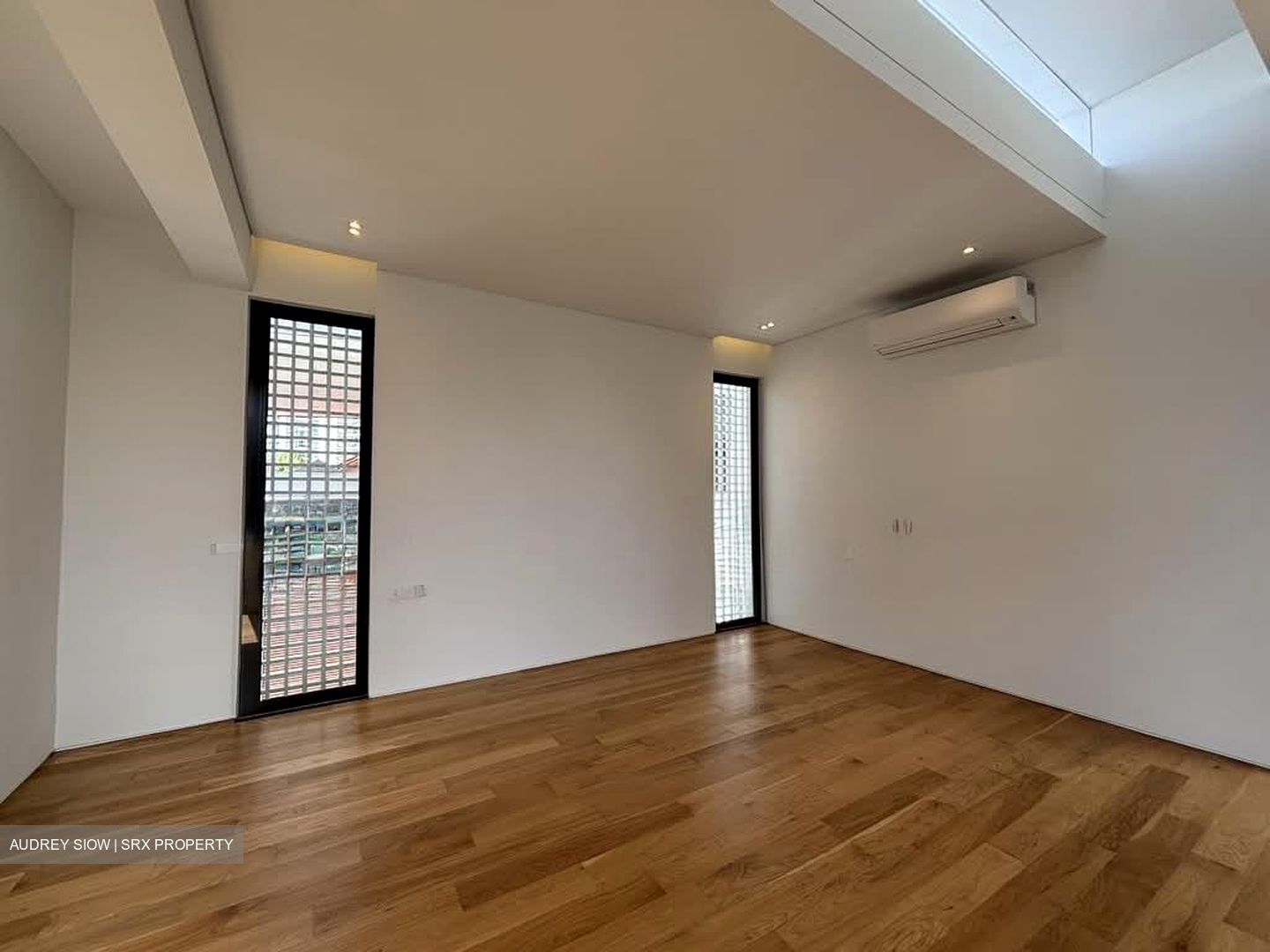 Holland Grove Park (D10), Detached #536088571